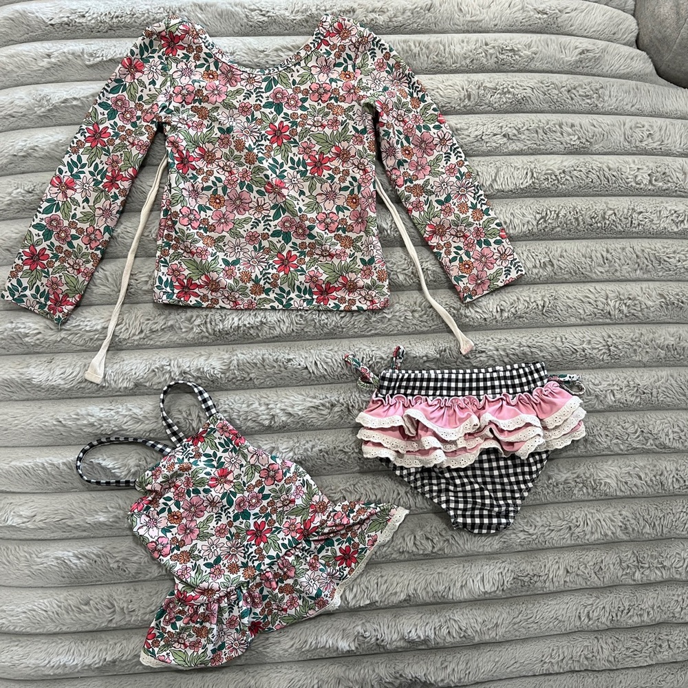 3T like new Love and Grow Perfect Petals Emmy Tankini swim Top